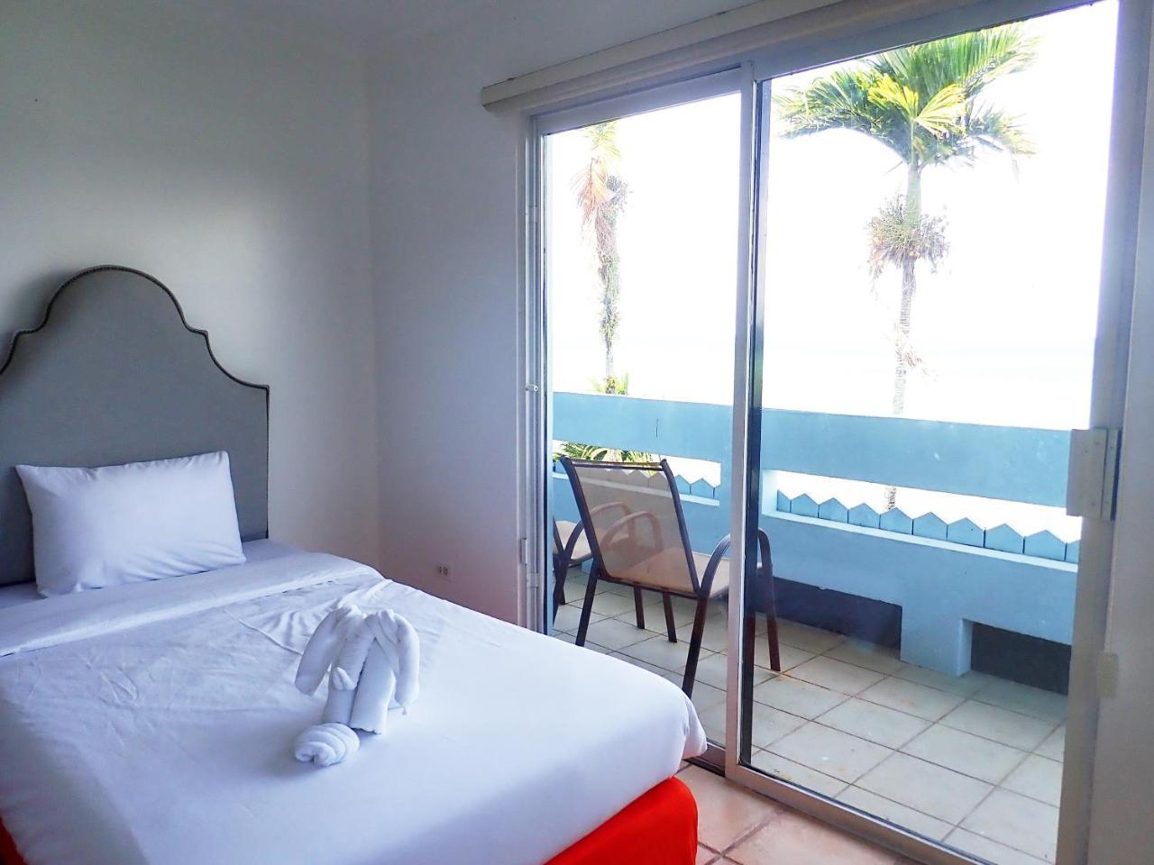 Blue Ocean View Hotel Koror Eksteriør bilde